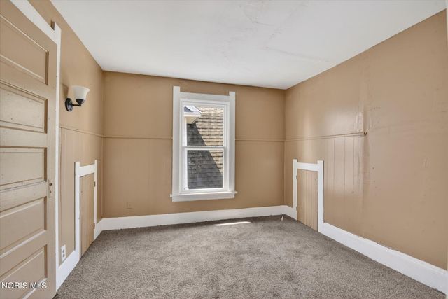 1225 Varland Avenue, Toledo, OH 43605