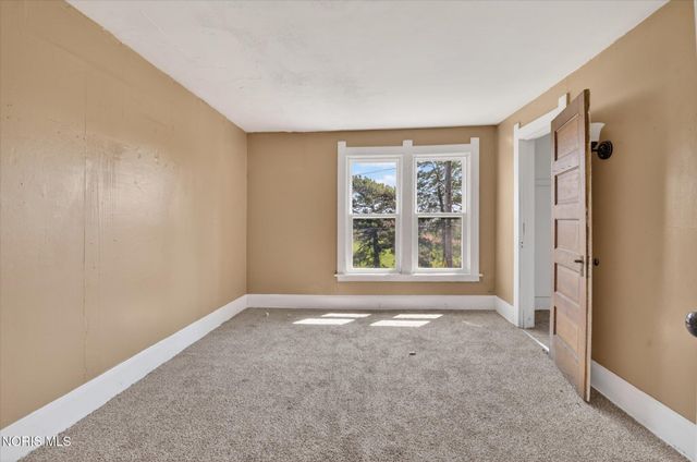 1225 Varland Avenue, Toledo, OH 43605