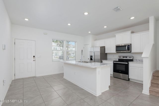 8378 RETROGRADE Road, Jacksonville, FL 32256