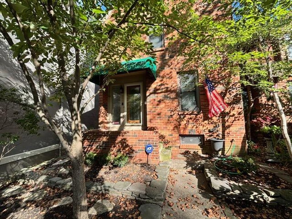 996 Neil Avenue, Columbus, OH 43201