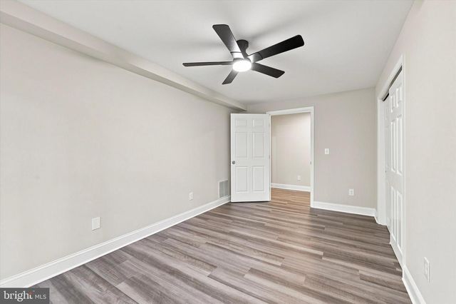 6 RED HILL RD, Aston, PA 19014