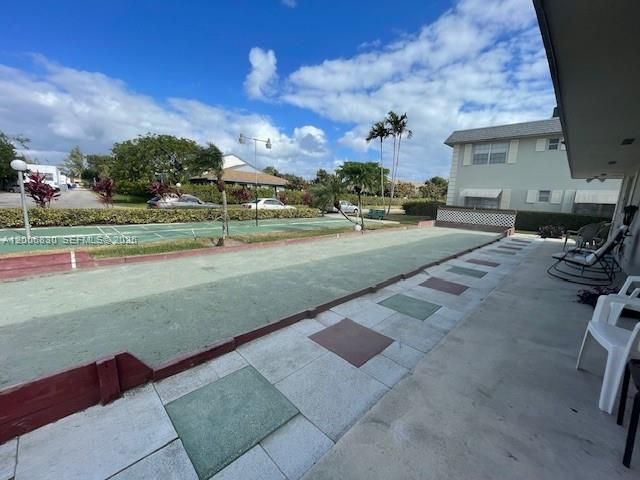 1560 Mckinley St 101W, Hollywood, FL 33020