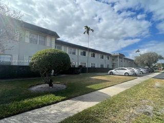 1560 Mckinley St 101W, Hollywood, FL 33020