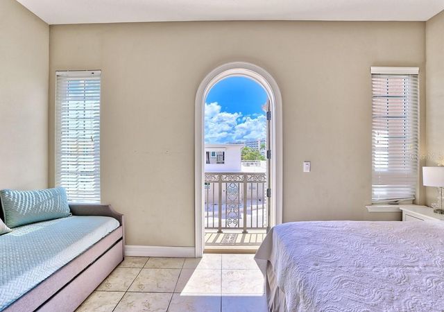 17810 LEE AVENUE, Redington Shores, FL 33708