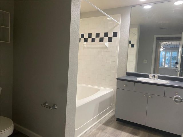 520 S ARMENIA AVENUE 1228, Tampa, FL 33609