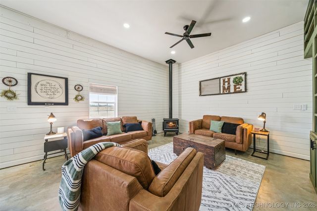 2191 N 190 Road, Mounds, OK 74047