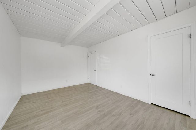 5823 61st St, Sacramento, CA 95824