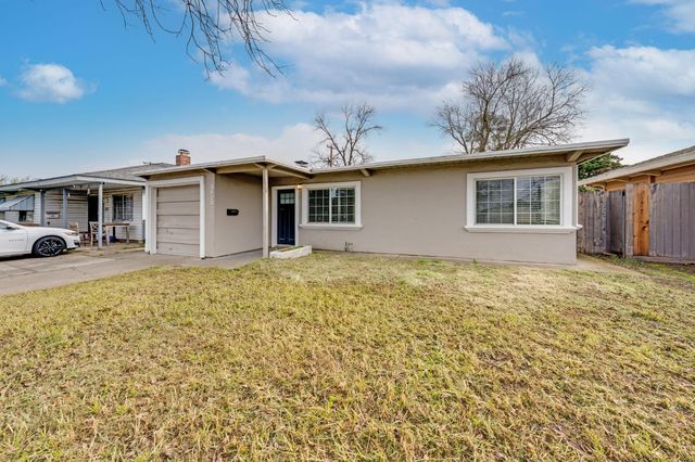 5823 61st St, Sacramento, CA 95824