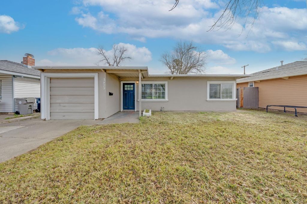 5823 61st St, Sacramento, CA 95824