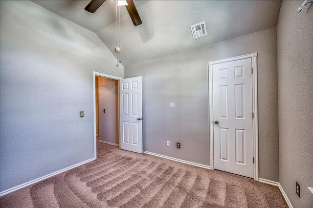 604 E Katelyn Lane, Mustang, OK 73064