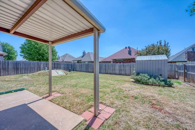 604 E Katelyn Lane, Mustang, OK 73064