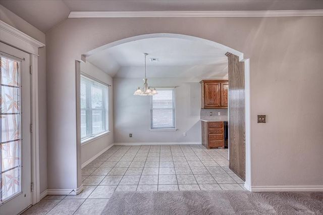 604 E Katelyn Lane, Mustang, OK 73064