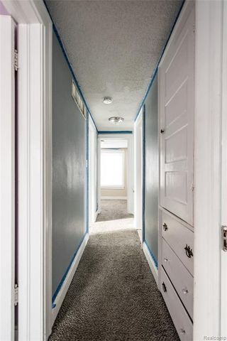 5527 Buckingham Avenue, Detroit, MI 48224