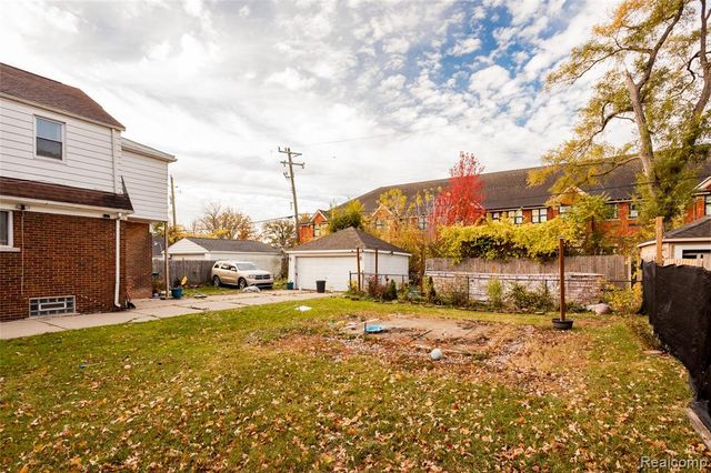 5527 Buckingham Avenue, Detroit, MI 48224