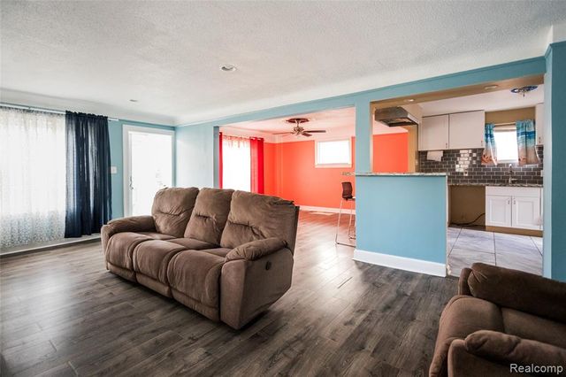 5527 Buckingham Avenue, Detroit, MI 48224