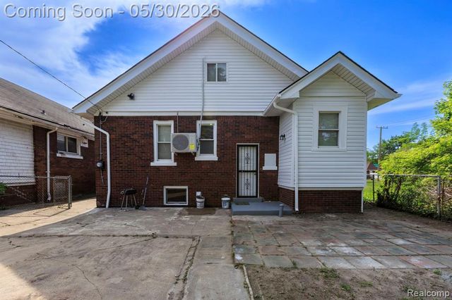 12162 Kentucky Street, Detroit, MI 48204