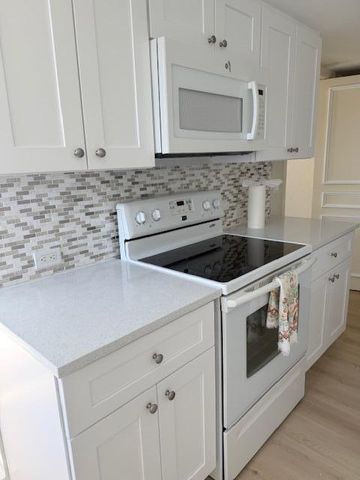 1180 S Ocean Boulevard 16 D, Boca Raton, FL 33432