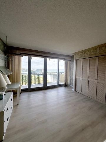 1180 S Ocean Boulevard 16 D, Boca Raton, FL 33432