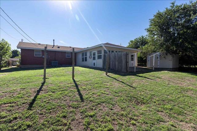 2337 NW 41st Street, Lawton, OK 73505