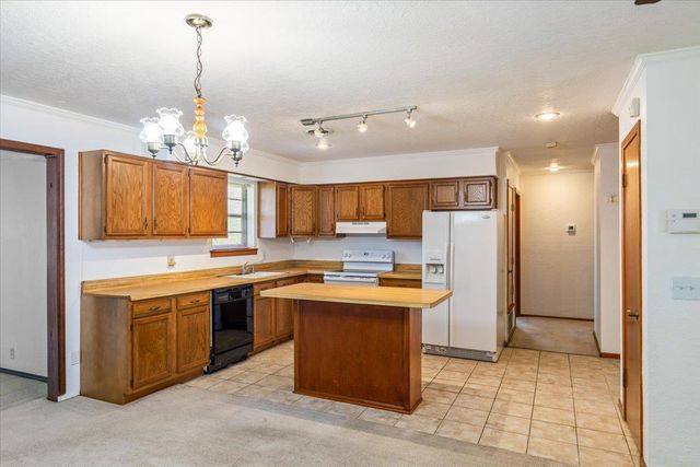 2337 NW 41st Street, Lawton, OK 73505