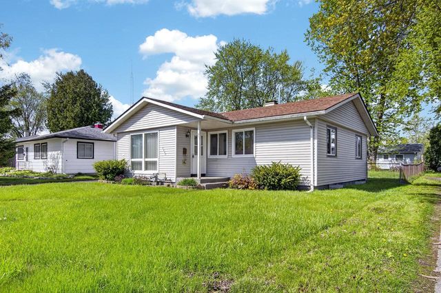 8552 20th AVENUE, Kenosha, WI 53143