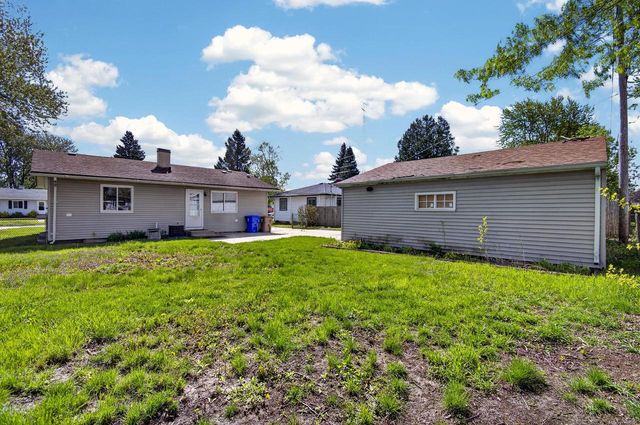 8552 20th AVENUE, Kenosha, WI 53143