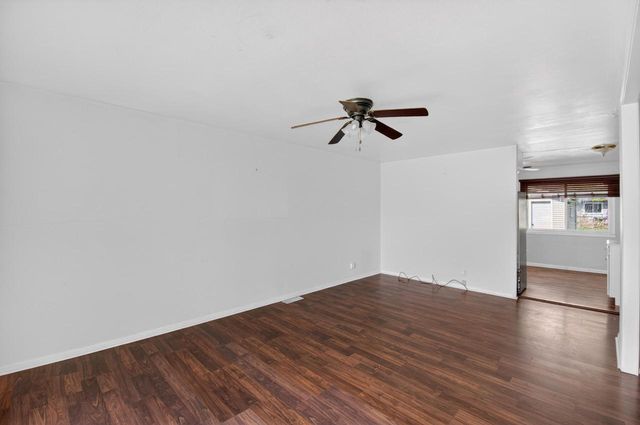 8552 20th AVENUE, Kenosha, WI 53143