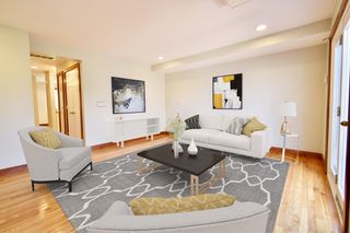 39 Bellis Circle E, Cambridge, MA 02140