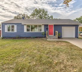 12301 E 48th Street S, Independence, MO 64055