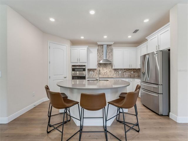 11515 WEAVER HOLLOW ROAD, New Port Richey, FL 34654