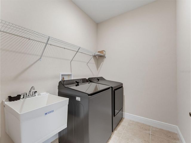 11515 WEAVER HOLLOW ROAD, New Port Richey, FL 34654