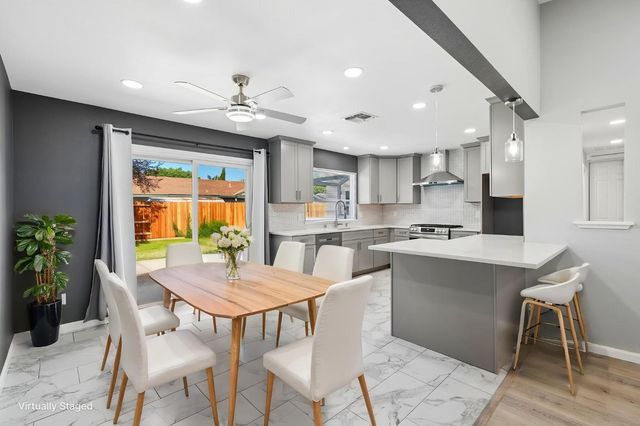 1 Spike Ct, Sacramento, CA 95823