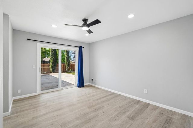 1 Spike Ct, Sacramento, CA 95823
