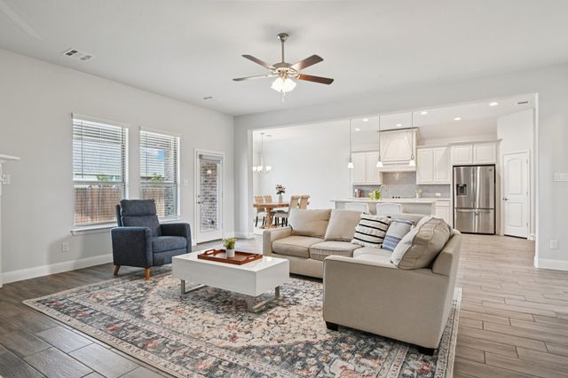 7041 Plum Court, Ovilla, TX 75154