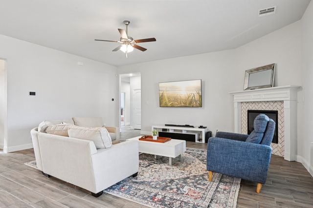 7041 Plum Court, Ovilla, TX 75154