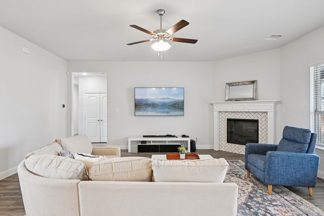 7041 Plum Court, Ovilla, TX 75154