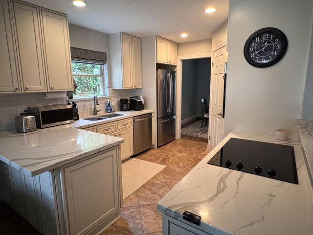 2846 Cotton Stock Drive, Sugar Land, TX 77479