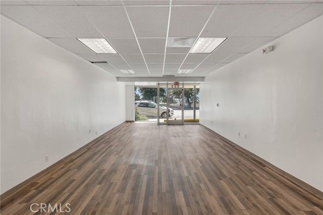 555 W Whittier Boulevard, La Habra, CA 90631