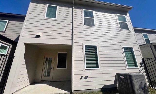 6914 Mission Tejas Drive, Dallas, TX 75228