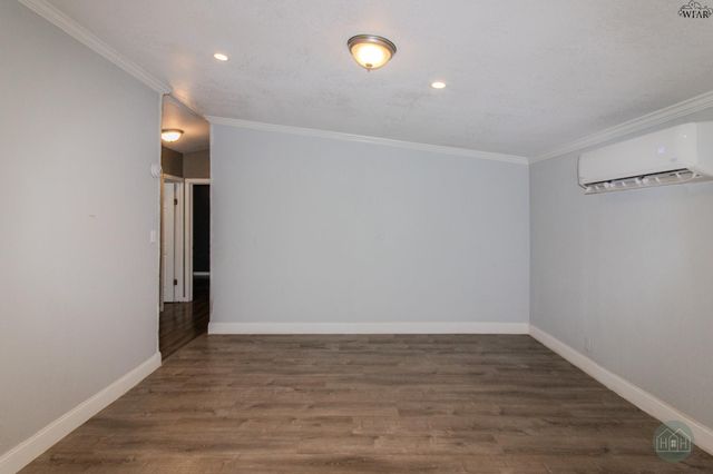 2719 PINE STREET, Vernon, TX 76384