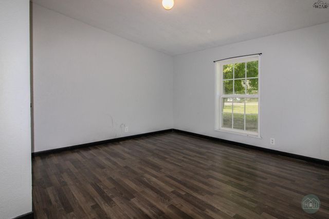 2719 PINE STREET, Vernon, TX 76384