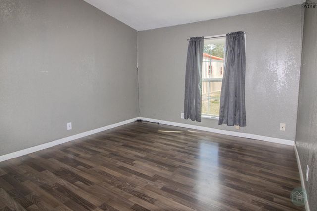 2719 PINE STREET, Vernon, TX 76384