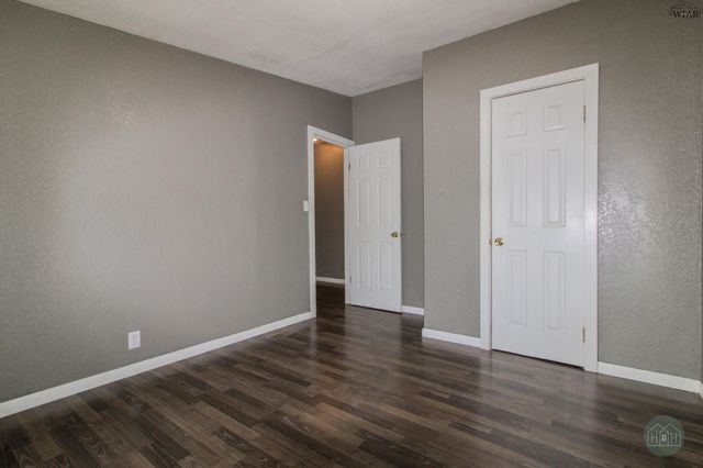 2719 PINE STREET, Vernon, TX 76384