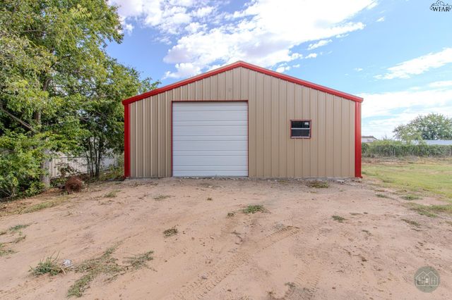 2719 PINE STREET, Vernon, TX 76384