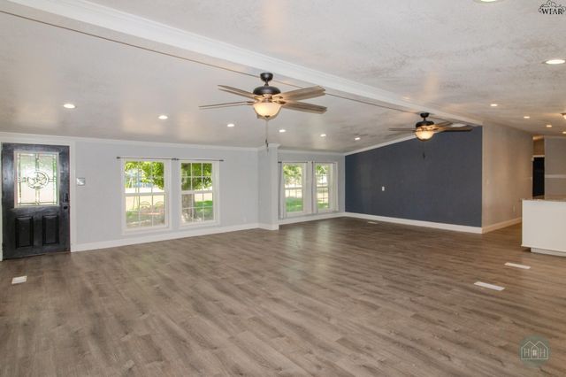 2719 PINE STREET, Vernon, TX 76384