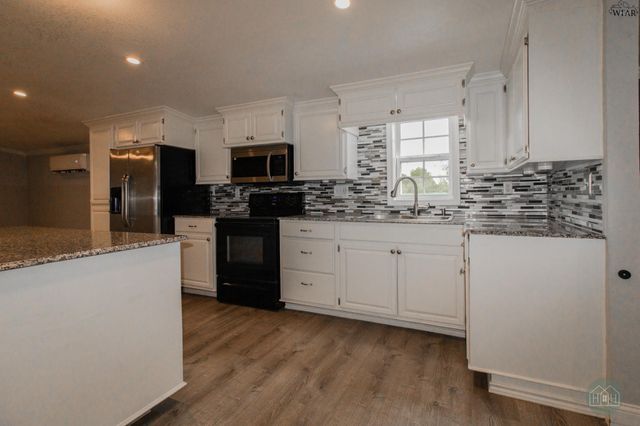 2719 PINE STREET, Vernon, TX 76384