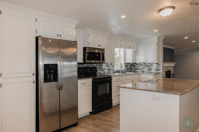 2719 PINE STREET, Vernon, TX 76384