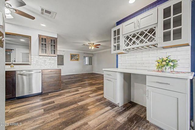 18002 N 56TH Lane, Glendale, AZ 85308