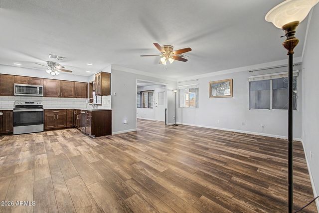 18002 N 56TH Lane, Glendale, AZ 85308