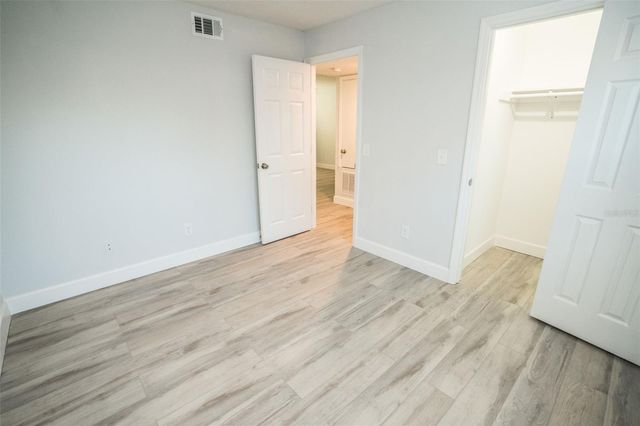 11314 N 52ND STREET B17, Tampa, FL 33617